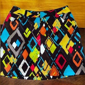 Women’s Size 2 Slazenger Golf Skort, Black with Bright Geometric Pattern